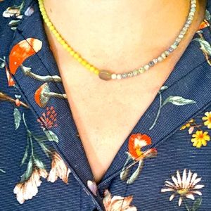 Pretty handmade beaded necklace new